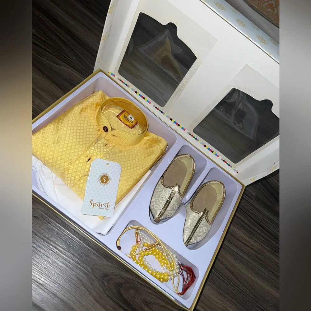 Sparsh Ethnic Wear Boy Yellow Kurta Pajama Set Size 0 ( 6–12 Months ) NWT